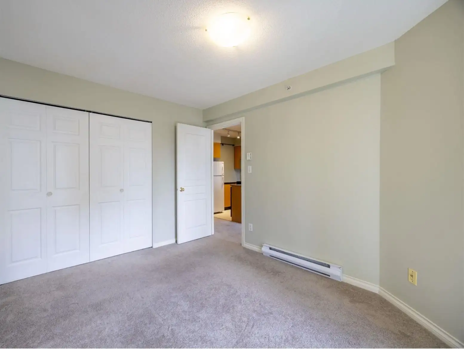 1189 Howe St, Vancouver, BC | 1BD + Den / 1 BA | Downtown Vancouver — photo 12