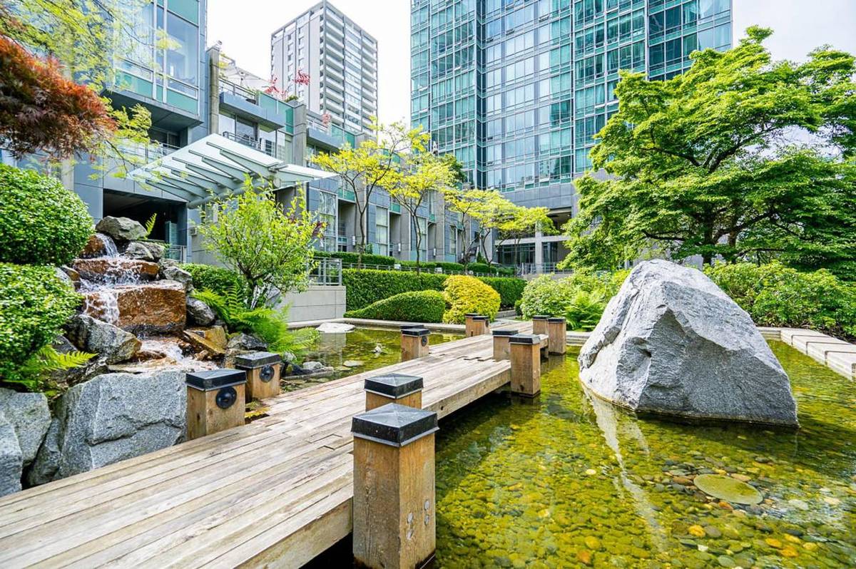 3500 CAD in Vancouver — photo 5