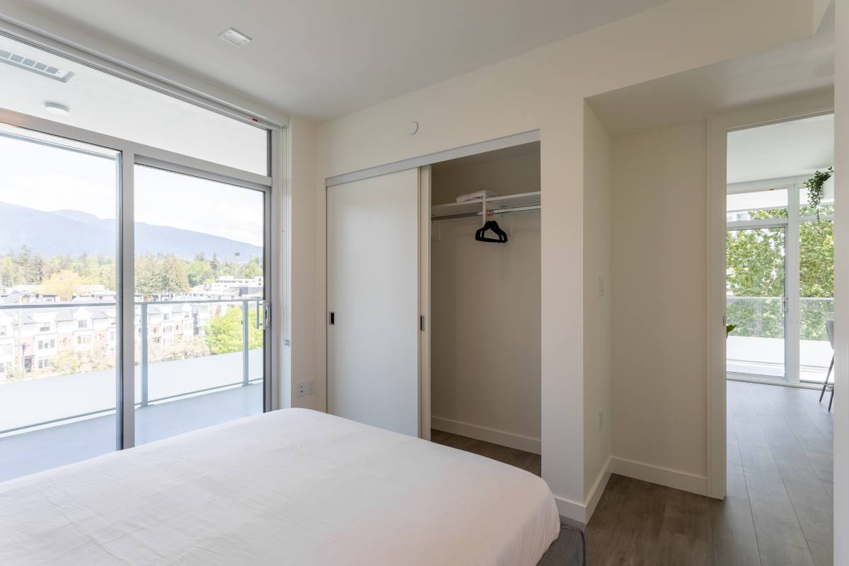 3700 CAD in West Vancouver — photo 22