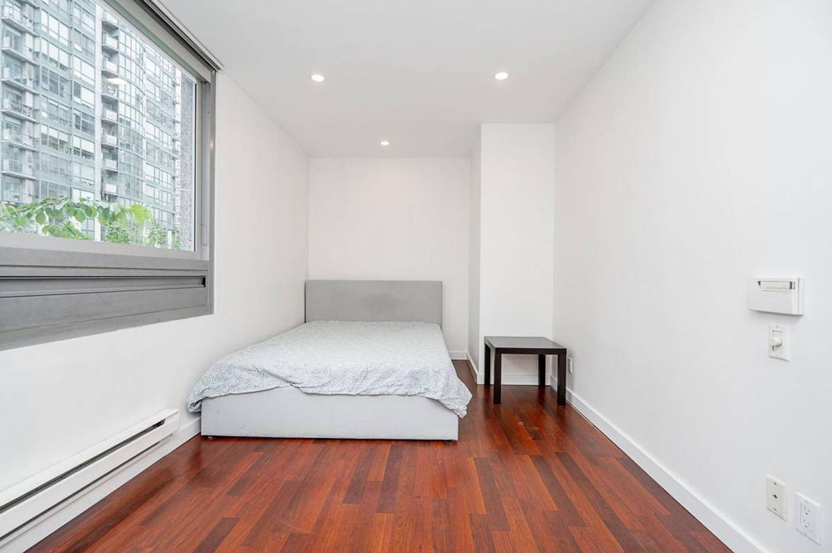 3500 CAD in Vancouver — photo 12