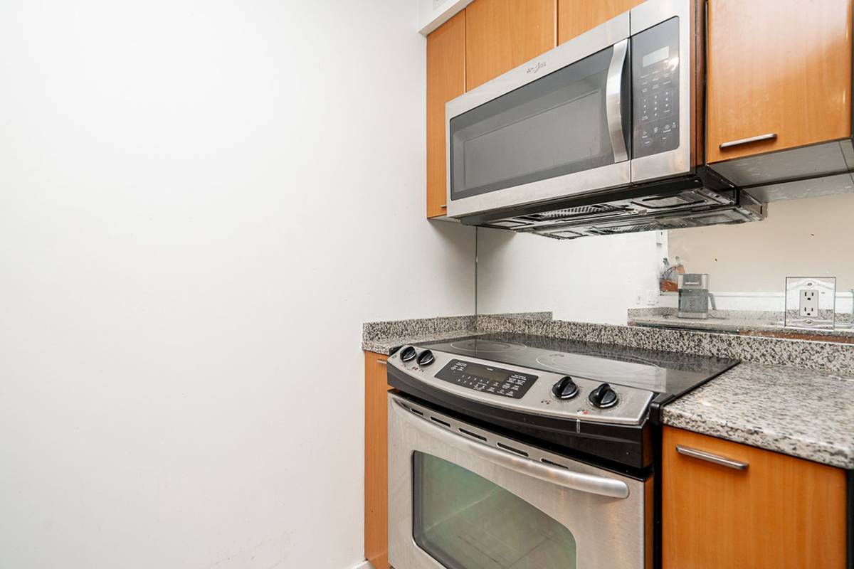 3500 CAD in Vancouver — photo 15