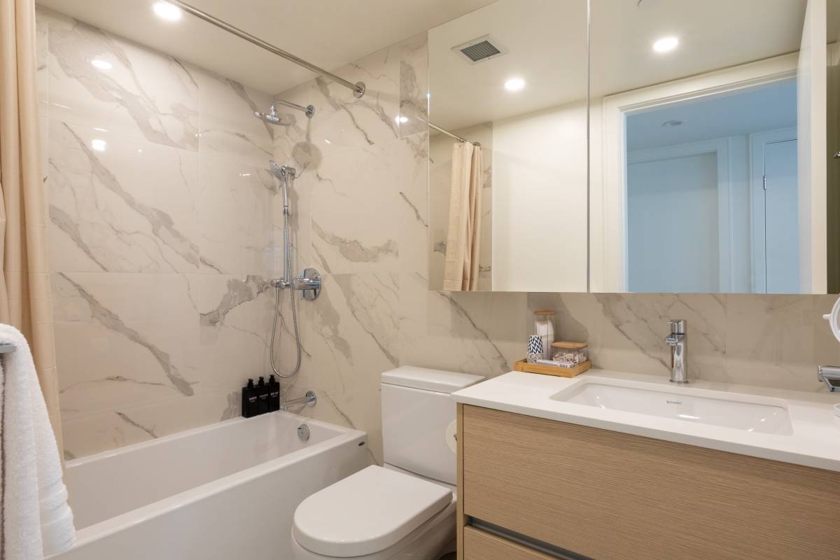 4850 CAD in West Vancouver — photo 17