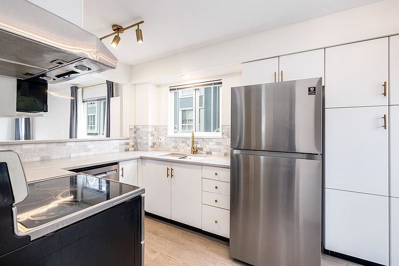 Vancouver Townhouse for rent - 3 Bedrooms — photo 5