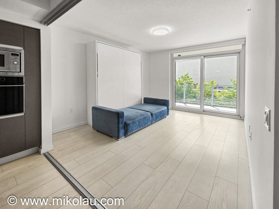 Spacious 2 Bed Apartment in Vancouver for Rent — photo 8