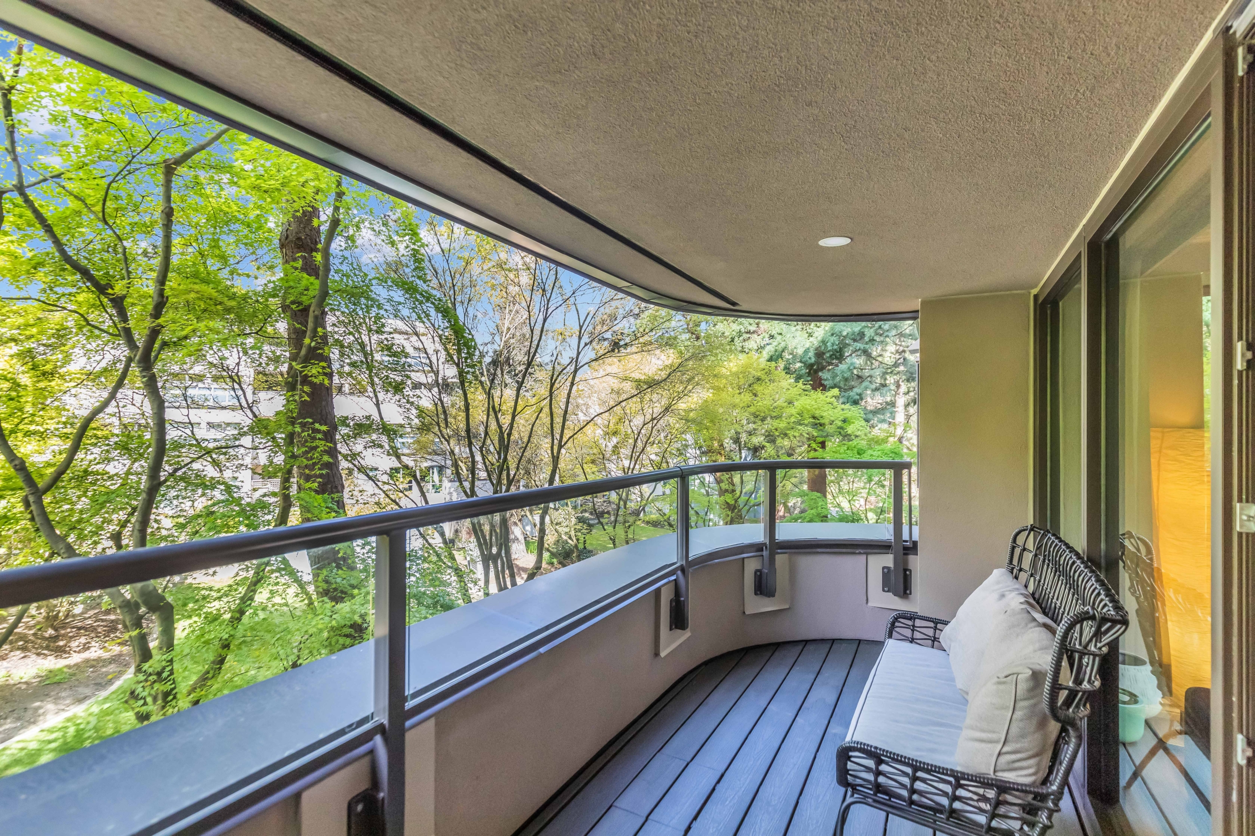 3000 CAD in Vancouver — photo 16