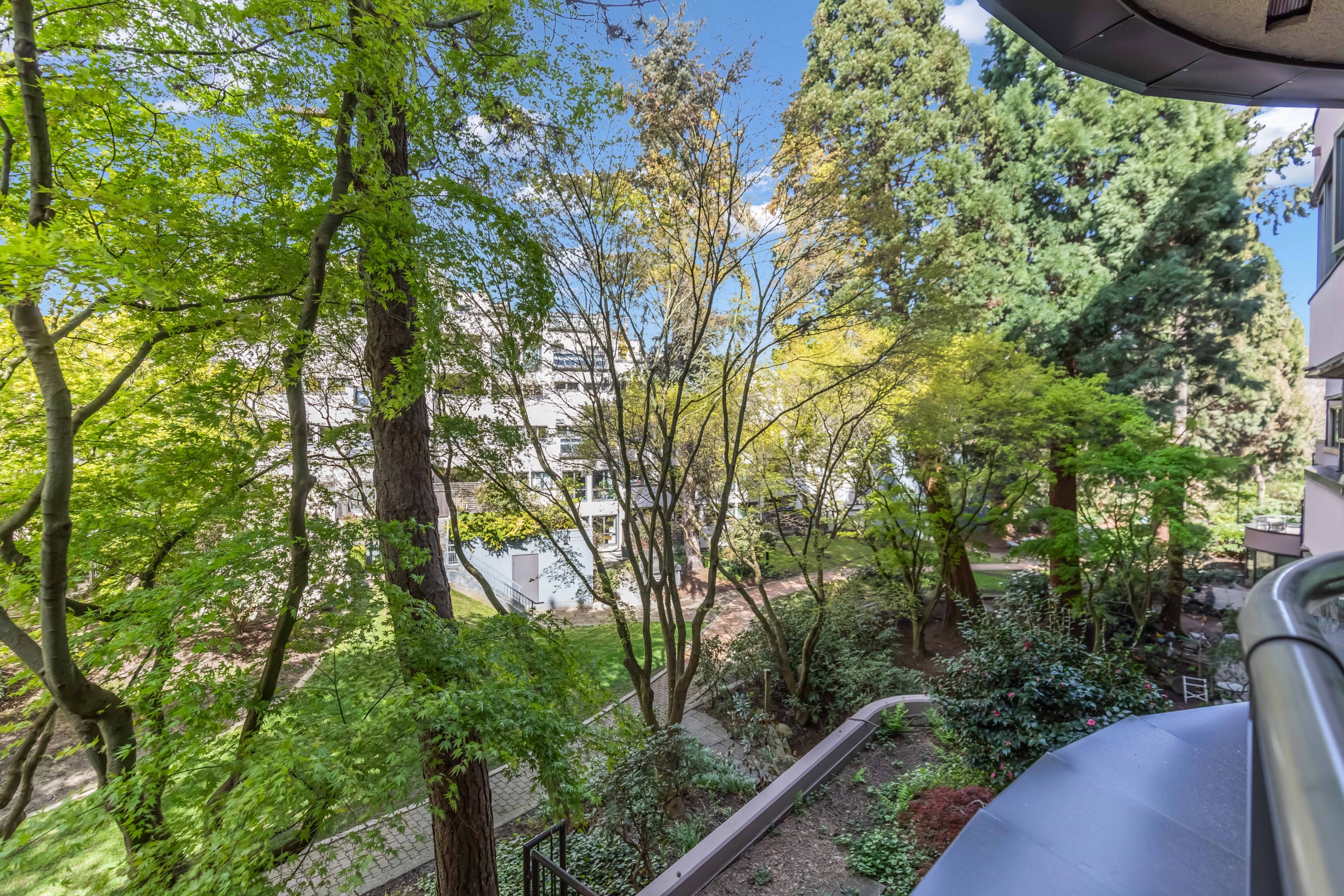3000 CAD in Vancouver — photo 2