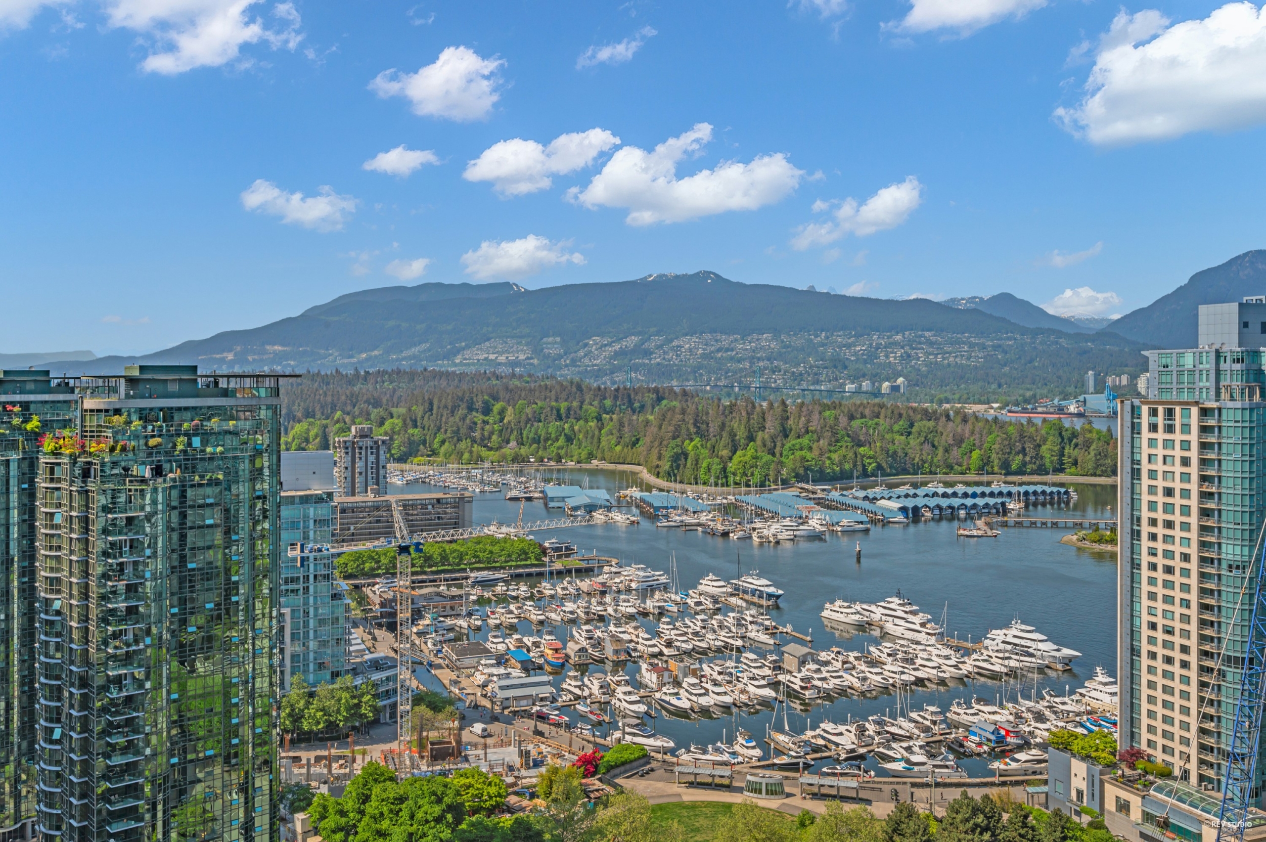 6300 CAD in Vancouver