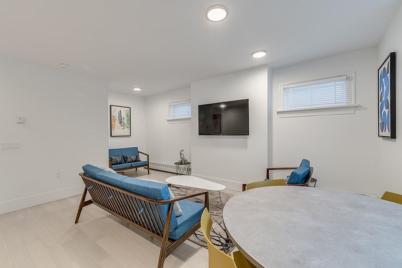 Vancouver Condominimum for rent - 3 Bedrooms — photo 6