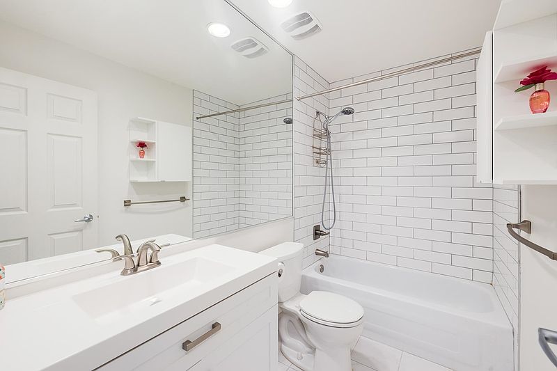 Vancouver Townhouse for rent - 3 Bedrooms — photo 12
