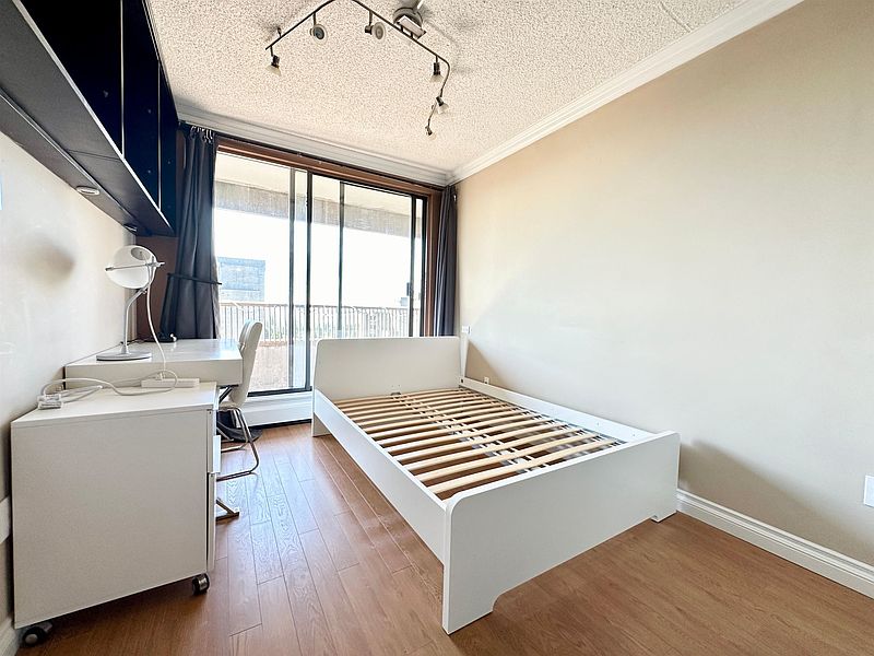 Burnaby Condominimum for rent - 2 Bedrooms — photo 12