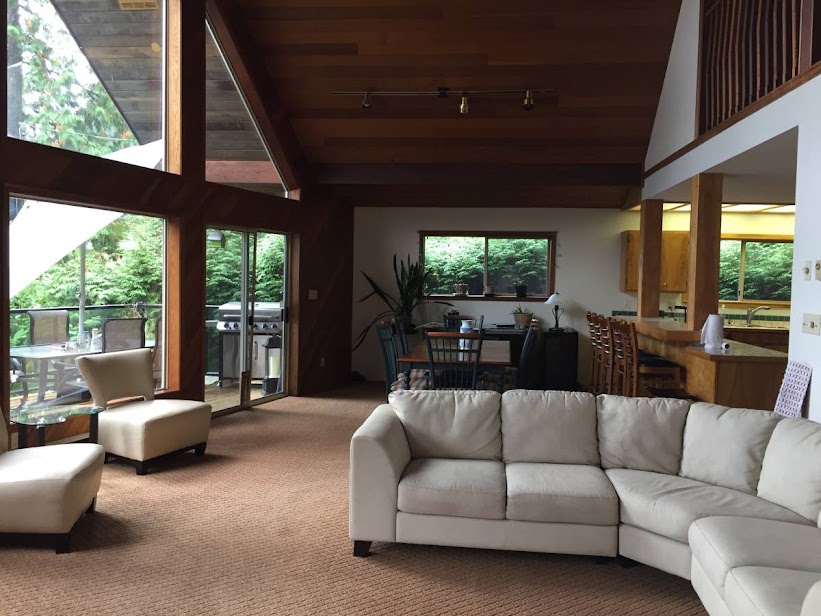 326 Sasamat Ln, North Vancouver | 3BD/2BA | Waterfront Home — photo 14