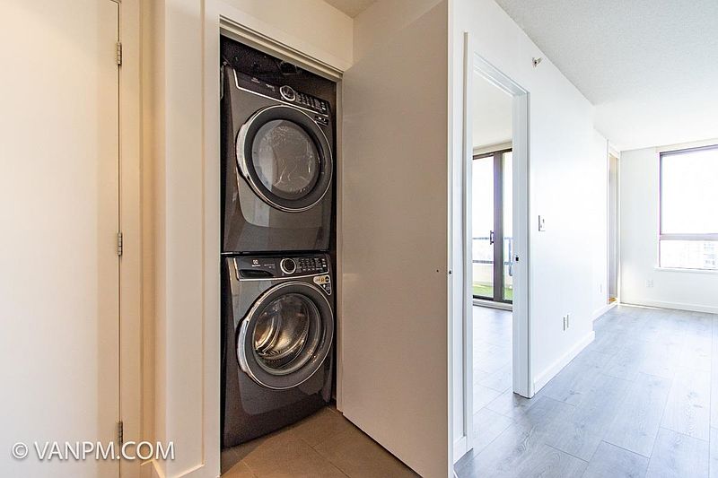 Burnaby Condominimum for rent - 2 Bedrooms — photo 9