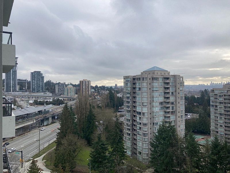 Burnaby Condominimum for rent - 2 Bedrooms — photo 13