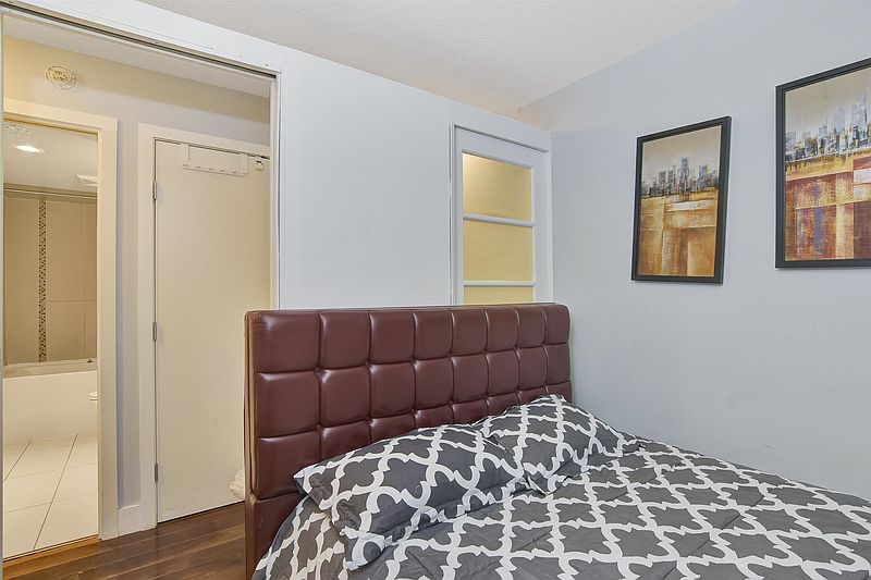 Vancouver Condominimum for rent - 2 Bedrooms — photo 8