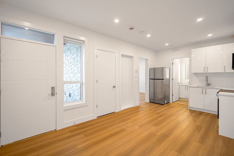 Burnaby House for rent - 1 Bedroom — photo 7