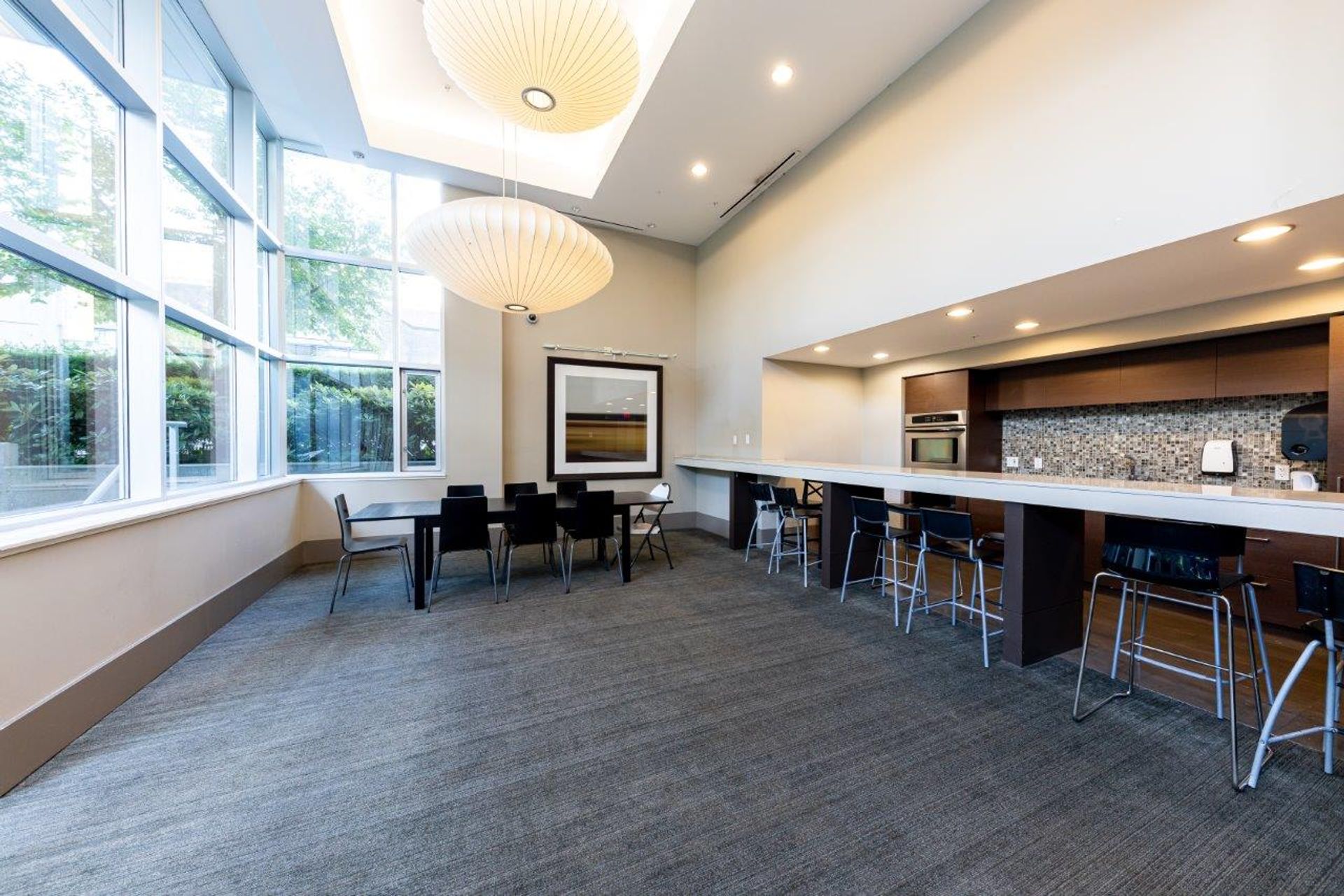 3650 CAD in North Vancouver — photo 24