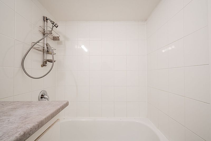 Vancouver Apartment for rent - 2 Bedrooms — photo 19