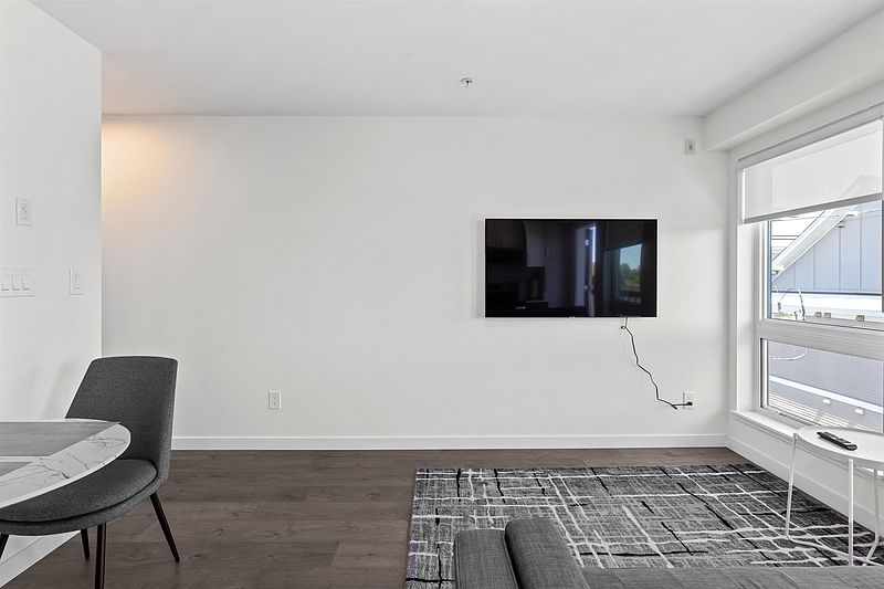 Vancouver House for rent - 1 Bedroom — photo 4