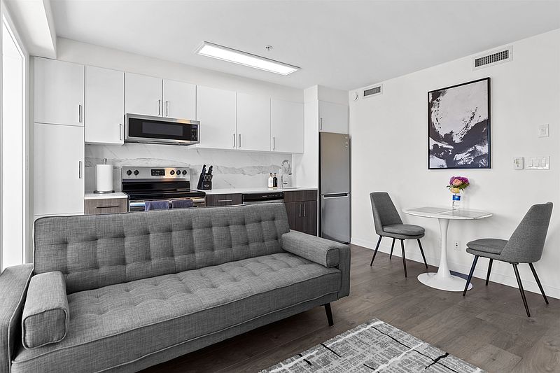 Vancouver House for rent - 1 Bedroom — photo 7