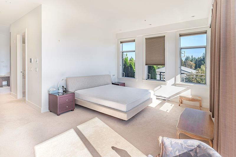 Vancouver Apartment for rent - 4 Bedrooms — photo 16