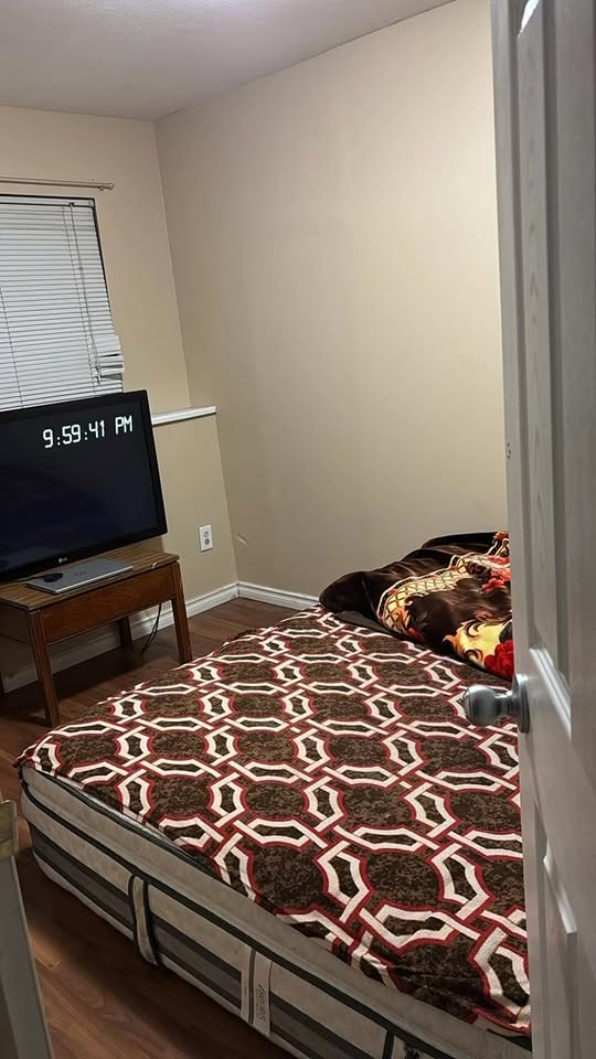 Affordable Private Room in Surrey for Rent — photo 2
