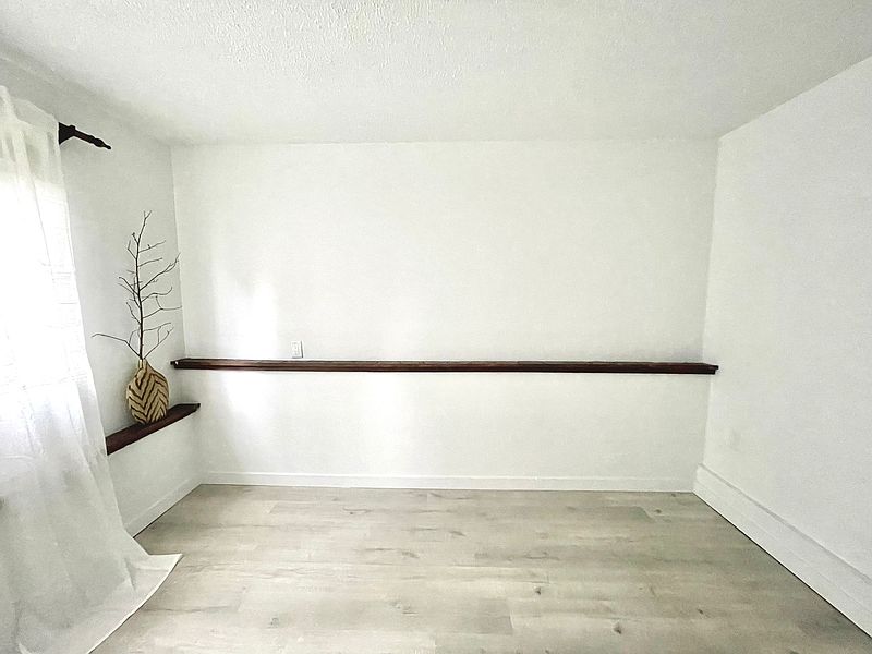 Burnaby Apartment for rent - 3 Bedrooms — photo 9