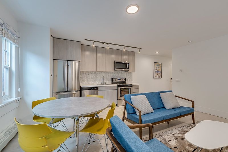 Vancouver Condominimum for rent - 3 Bedrooms — photo 5