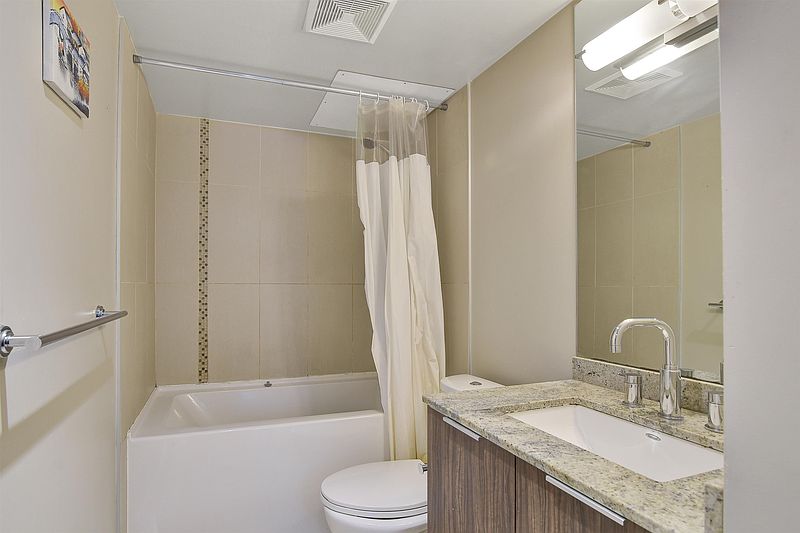 Vancouver Condominimum for rent - 2 Bedrooms — photo 11