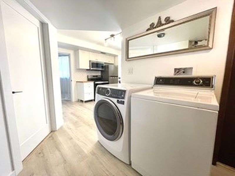 Burnaby Apartment for rent - 3 Bedrooms — photo 15