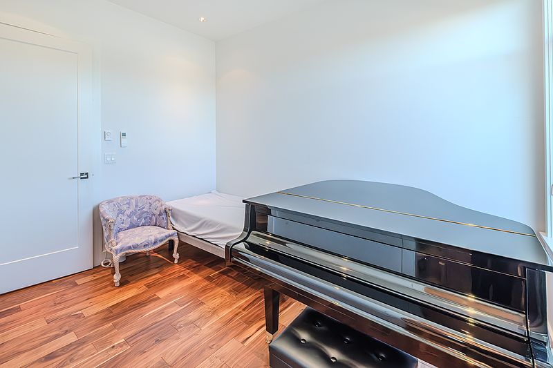Vancouver Apartment for rent - 4 Bedrooms — photo 10