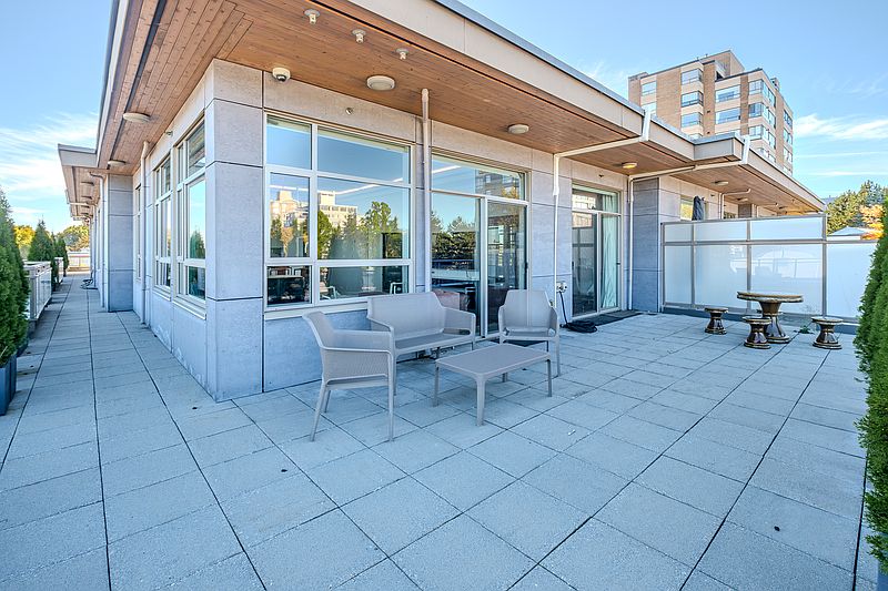 Vancouver Apartment for rent - 4 Bedrooms — photo 4