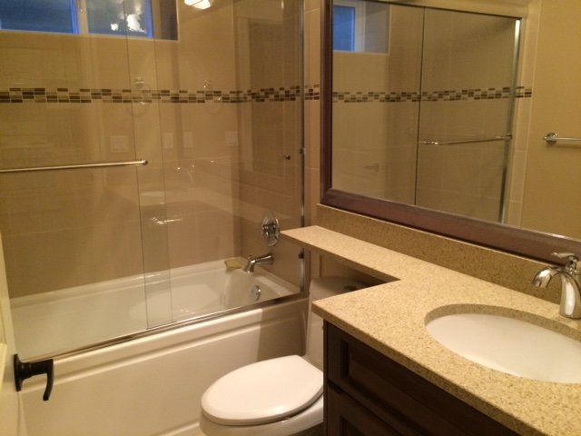 Cozy 2-Bedroom Apartment in Surrey, BC — photo 5
