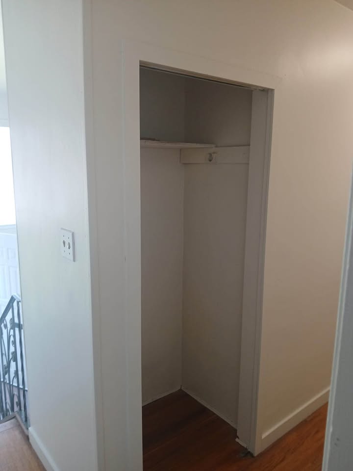 Charming 1 Bed House for Rent in Delta, BC — photo 8