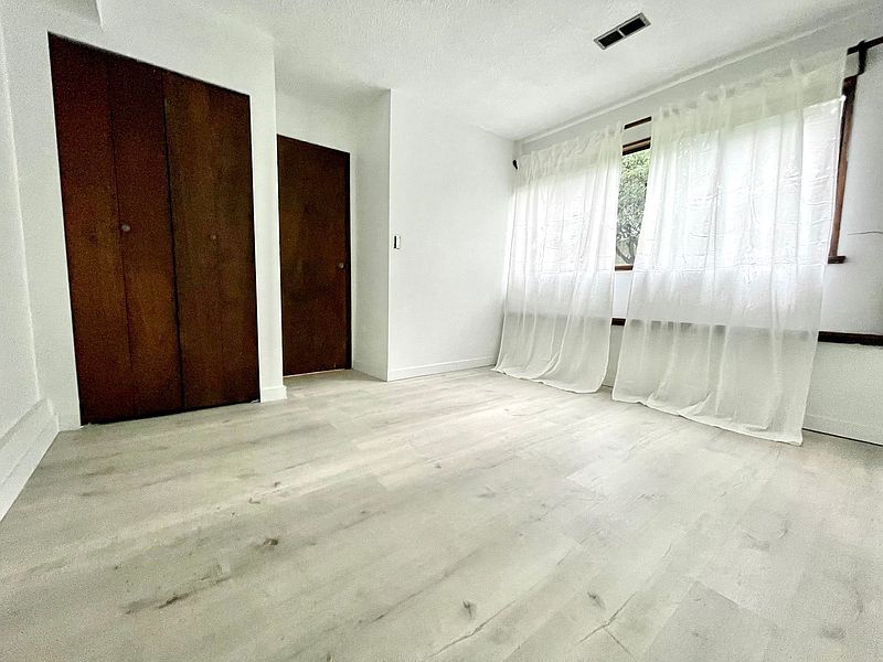 Burnaby Apartment for rent - 3 Bedrooms — photo 8