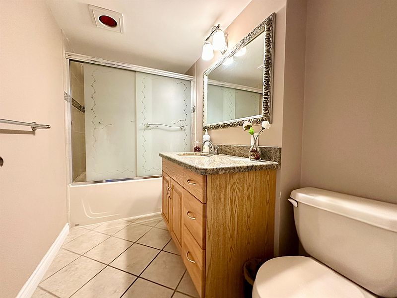 Burnaby Condominimum for rent - 2 Bedrooms — photo 14