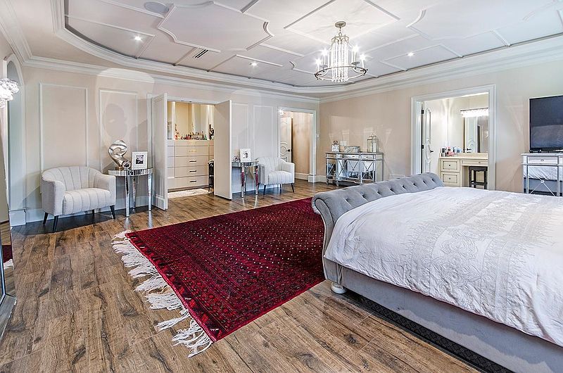 Surrey House for rent - 5 Bedrooms — photo 15