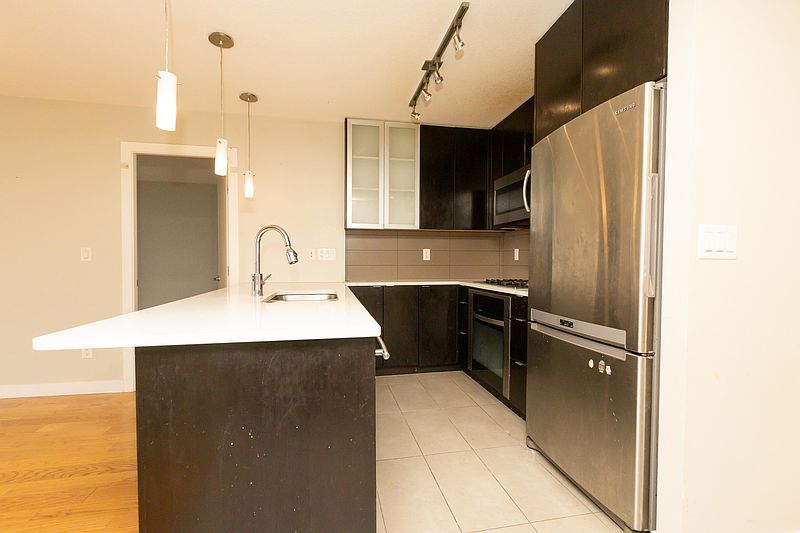 Burnaby Condominimum for rent - 2 Bedrooms — photo 3