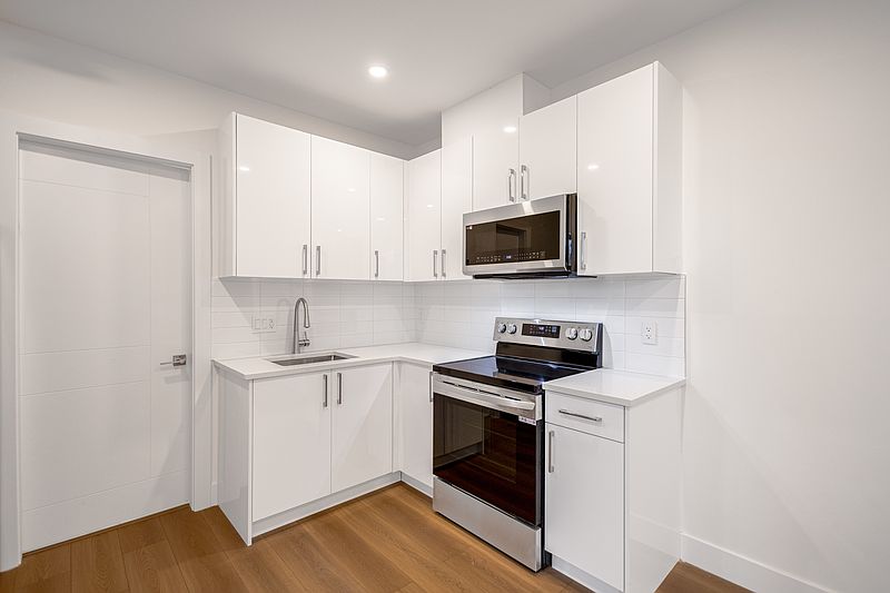 Burnaby House for rent - 1 Bedroom — photo 6