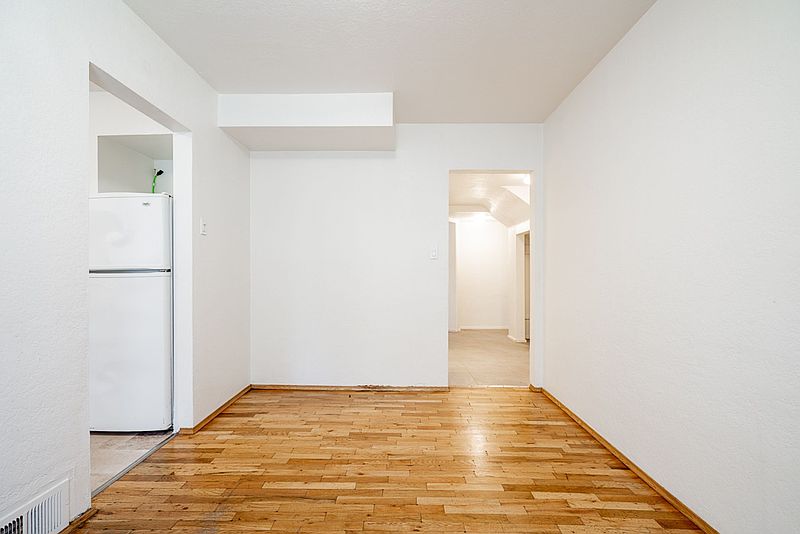 Vancouver Apartment for rent - 2 Bedrooms — photo 10