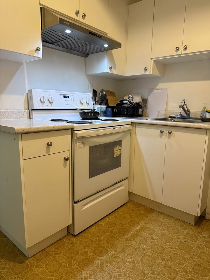 Charming 2 Bed House for Rent in Surrey — photo 5