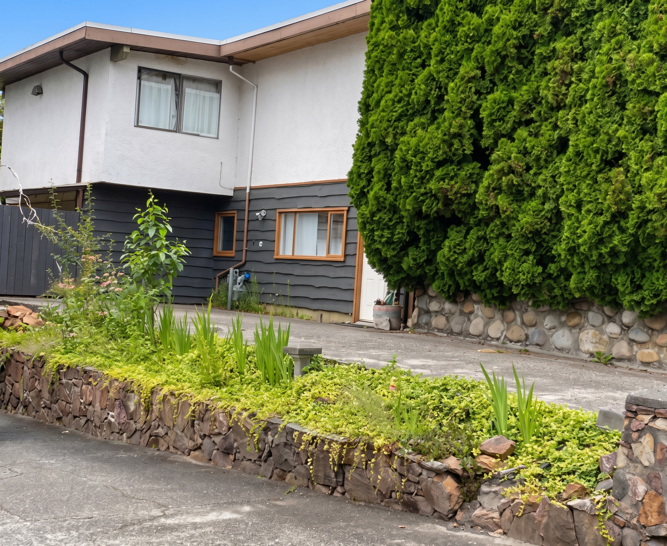 Blueridge, North Vancouver | 3BR/2BA Suite | Near CapU in Vancouver