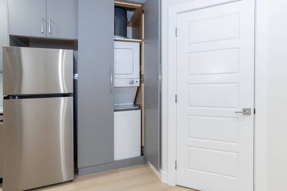 Stylish 1 Bed Suite in New Westminster — photo 7