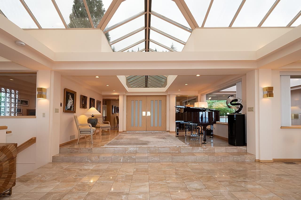 15800 CAD in West Vancouver — photo 4