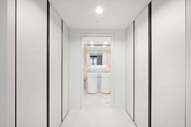 Vancouver Apartment for rent - 2 Bedrooms — photo 10
