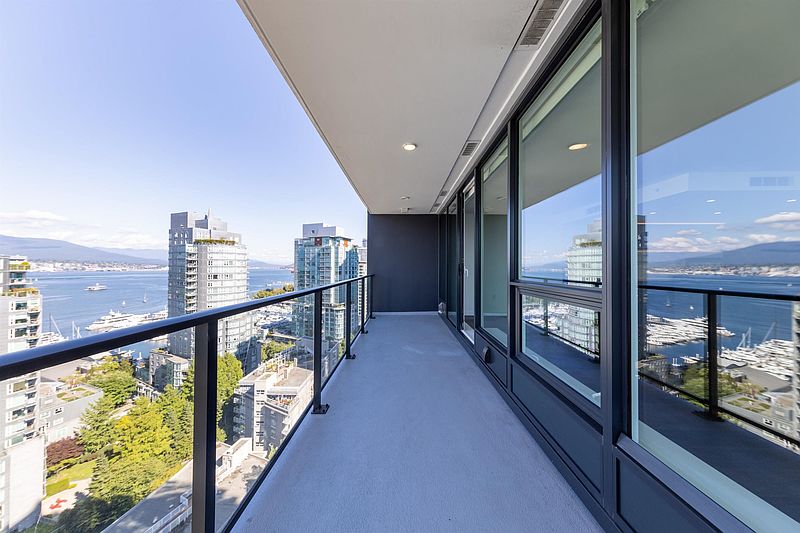 Vancouver Condominimum for rent - 3 Bedrooms — photo 16