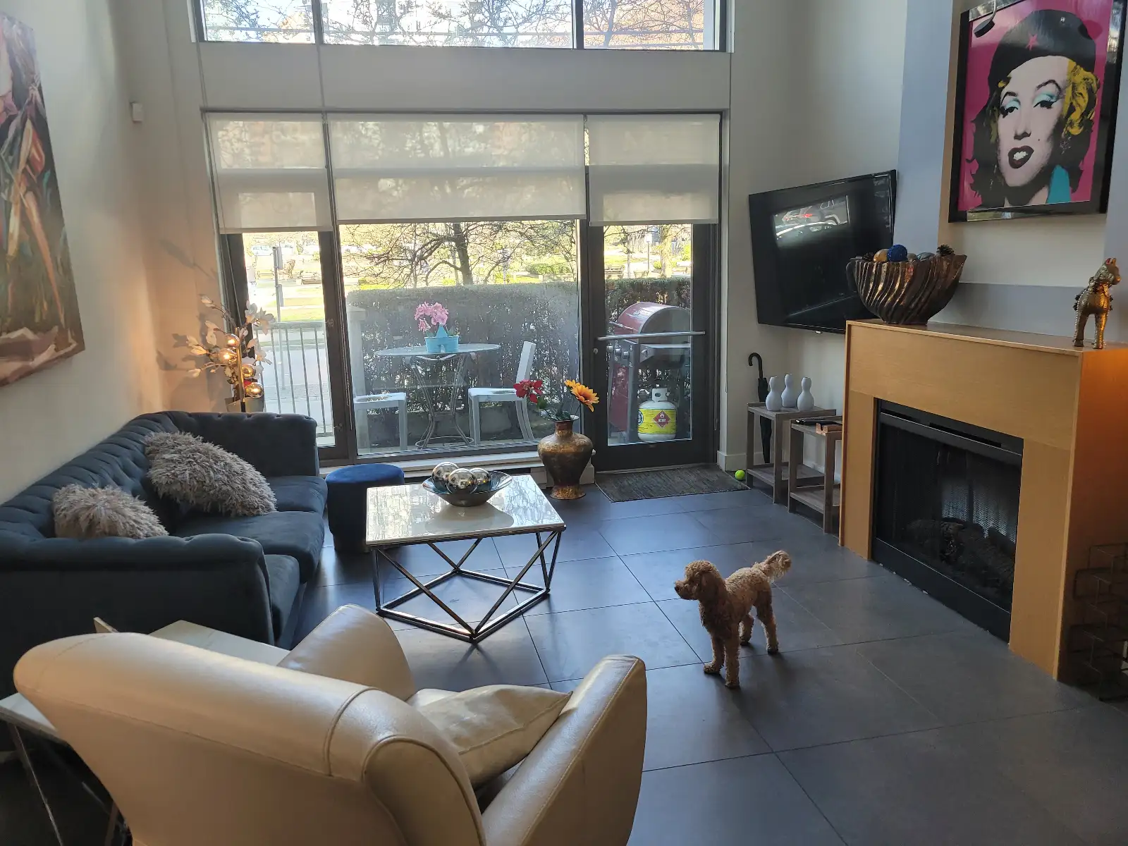 1168 Richards St, Vancouver | 1BR+Den/2BA Furnished Townhouse — photo 2