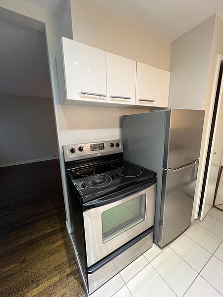 Vancouver Condominimum for rent - 1 Bedroom — photo 7