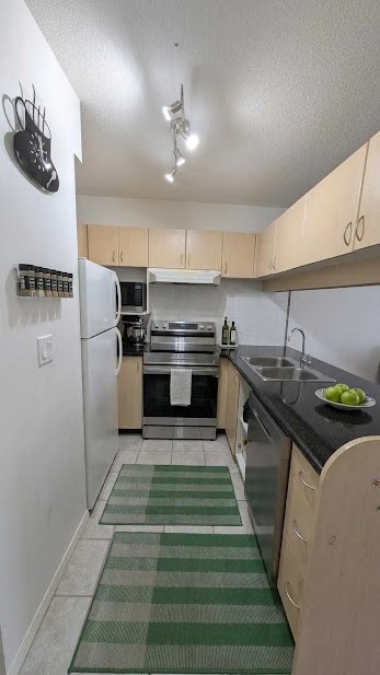 6611 Cooney Road, Richmond | 2BD/2BA Condo — photo 7