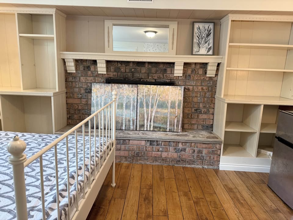 Cozy Private Room for Rent in Vancouver — photo 9