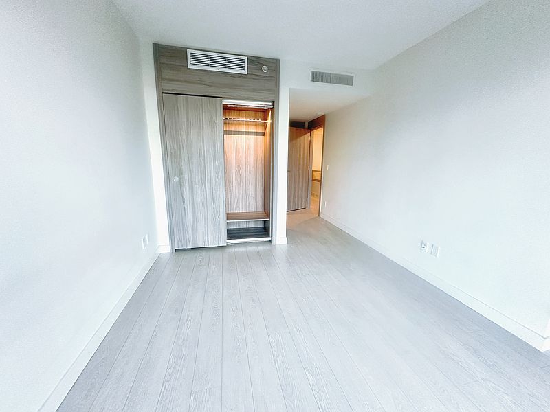 Richmond Townhouse for rent - 2 Bedrooms — photo 27